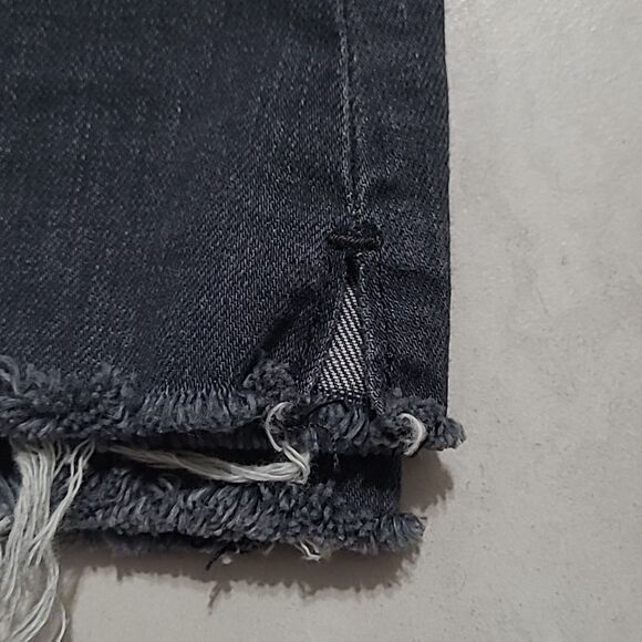 PAIGE Margot Short W/ 27 Indigo High Rise Raw Hem 2800000-IND NWT - Picture 9 of 12